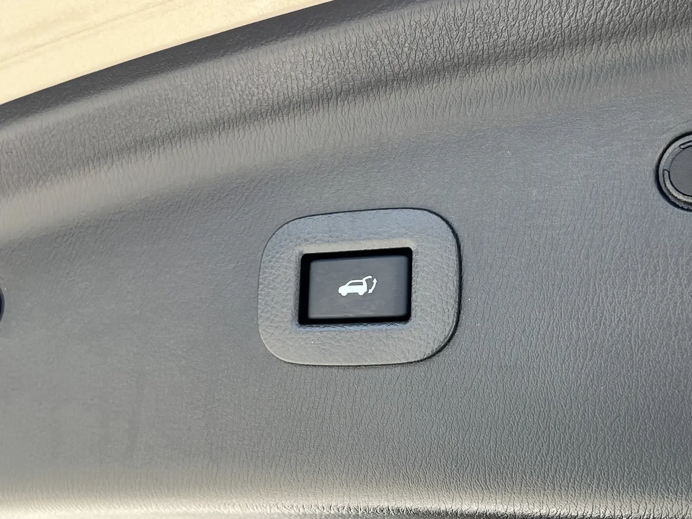 2022 INFINITI QX80 - $34,999