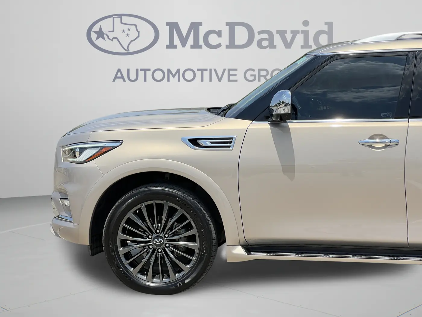 2022 INFINITI QX80 - $34,999
