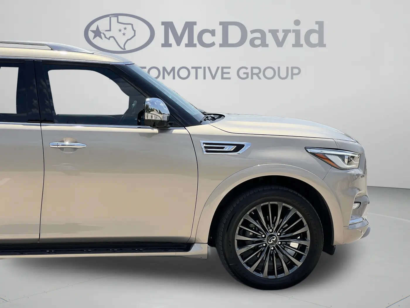 2022 INFINITI QX80 - $34,999