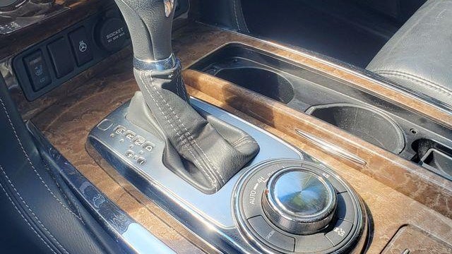 2017 INFINITI QX80 Base