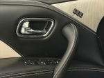 2019 QX80 Thumbnail 11