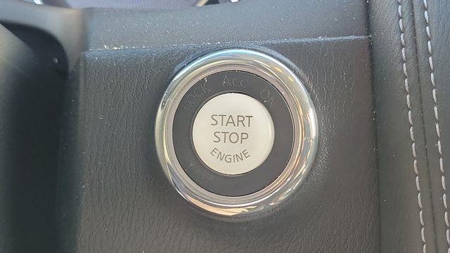 2016 INFINITI QX80 Base