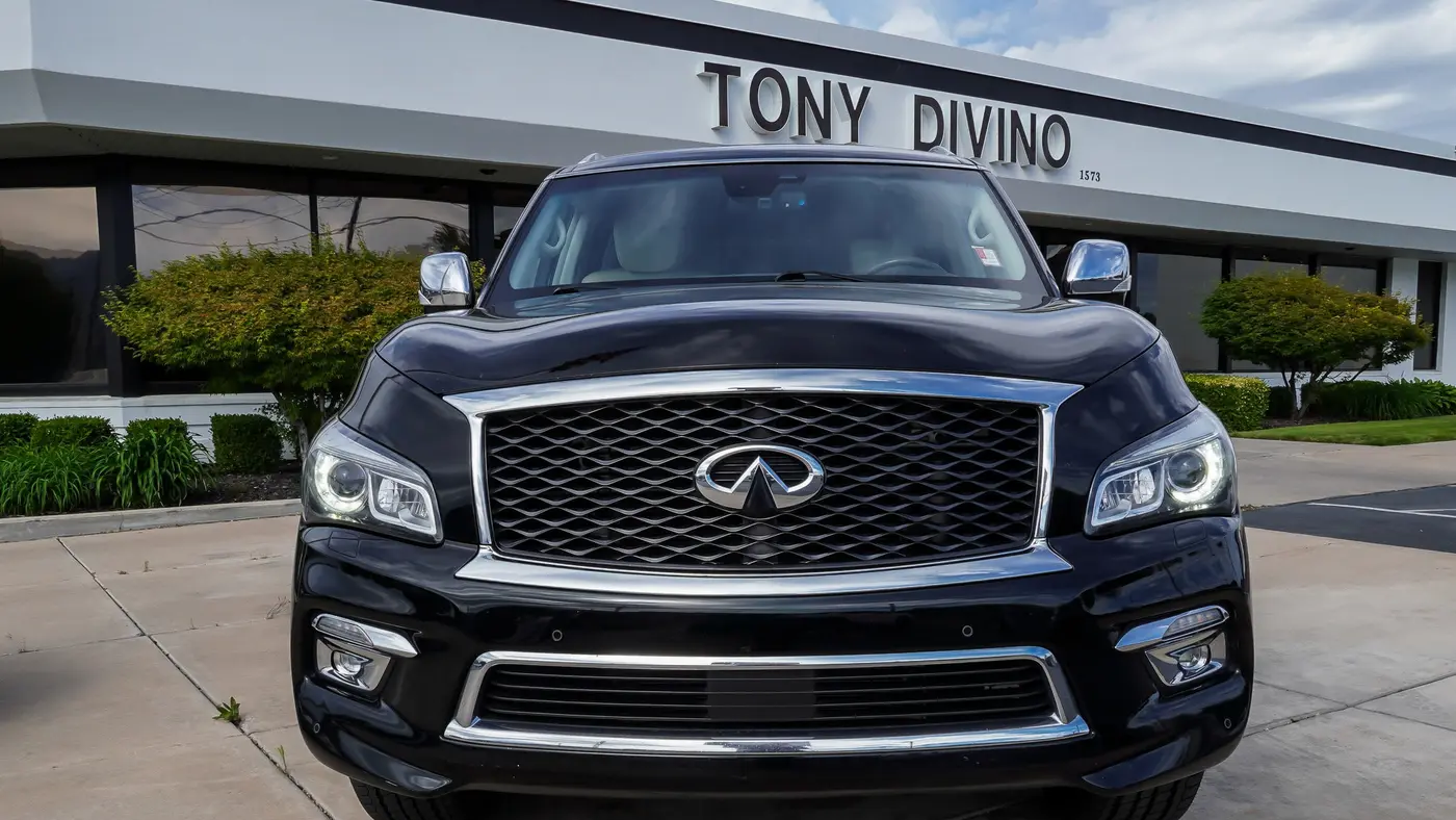 2017 INFINITI QX80 Base