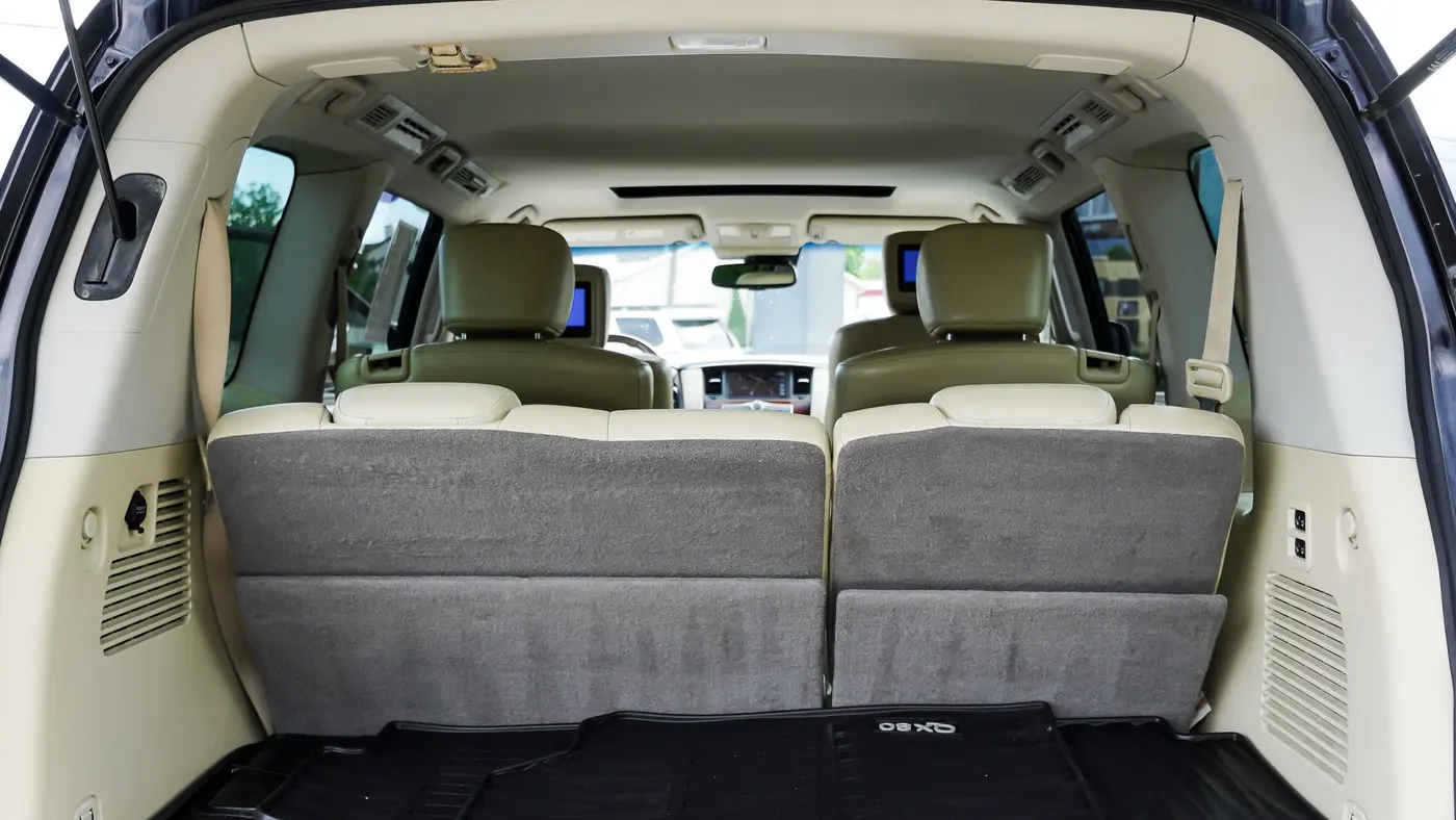 2017 INFINITI QX80 Base