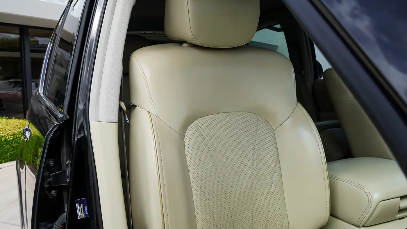 2017 INFINITI QX80 Base