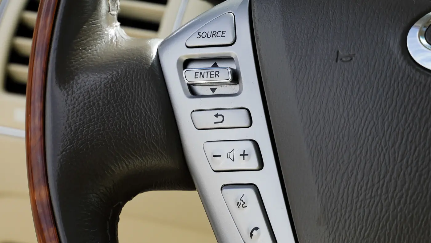2017 INFINITI QX80 Base