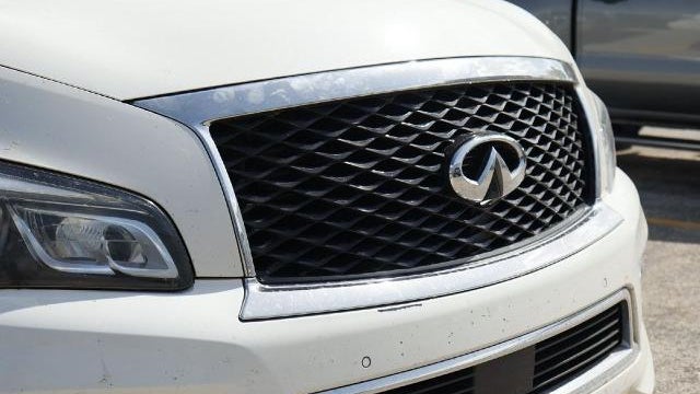 2017 INFINITI QX80 Base