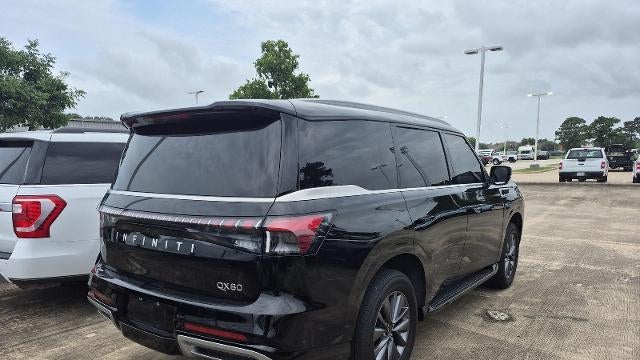 2025 INFINITI QX80 Pure