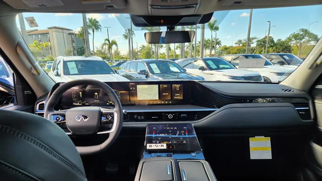 2026 INFINITI QX80 Pure