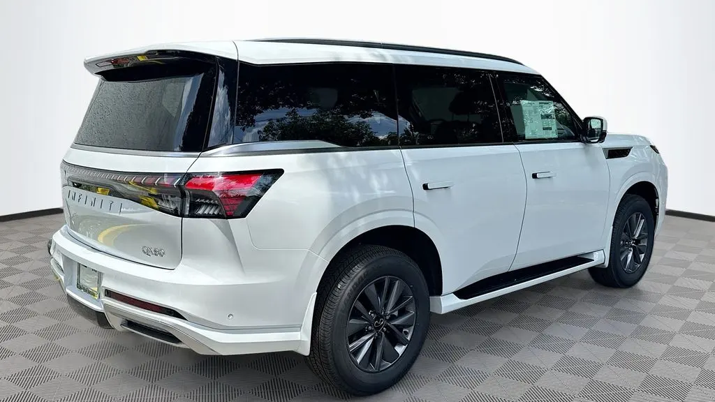 2026 INFINITI QX80 Pure
