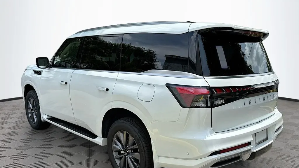 2026 INFINITI QX80 Pure