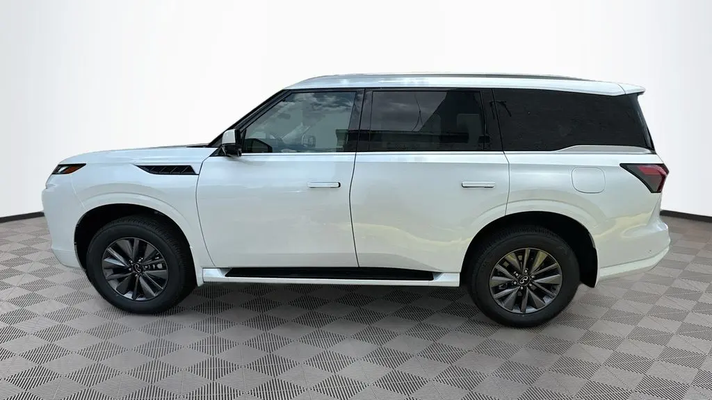 2026 INFINITI QX80 Pure