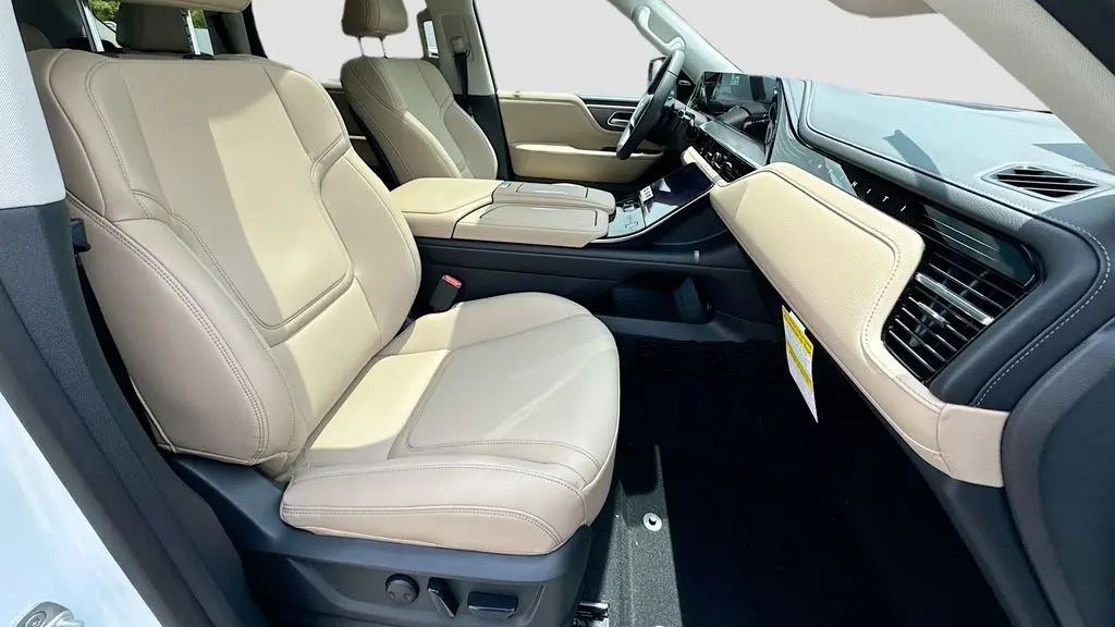 2026 INFINITI QX80 Pure