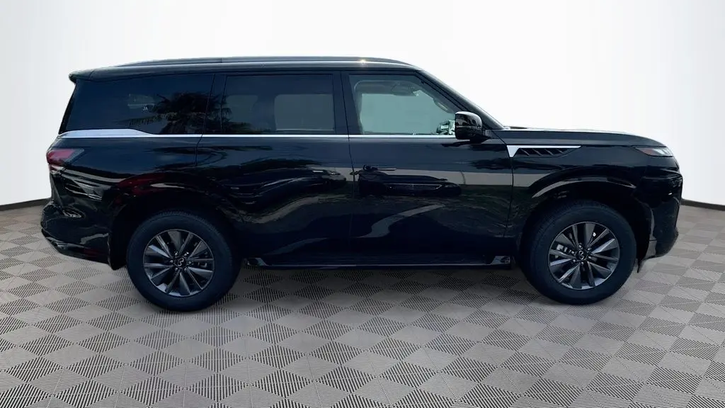 2026 INFINITI QX80 Pure