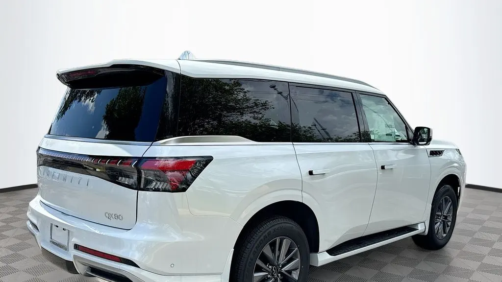 2026 INFINITI QX80 Pure