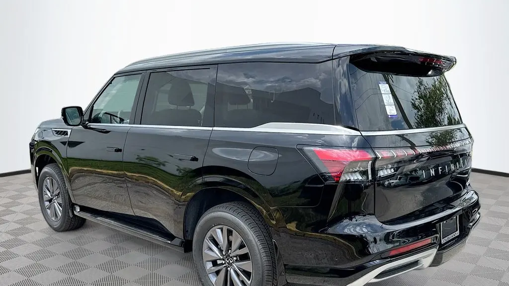 2026 INFINITI QX80 Pure