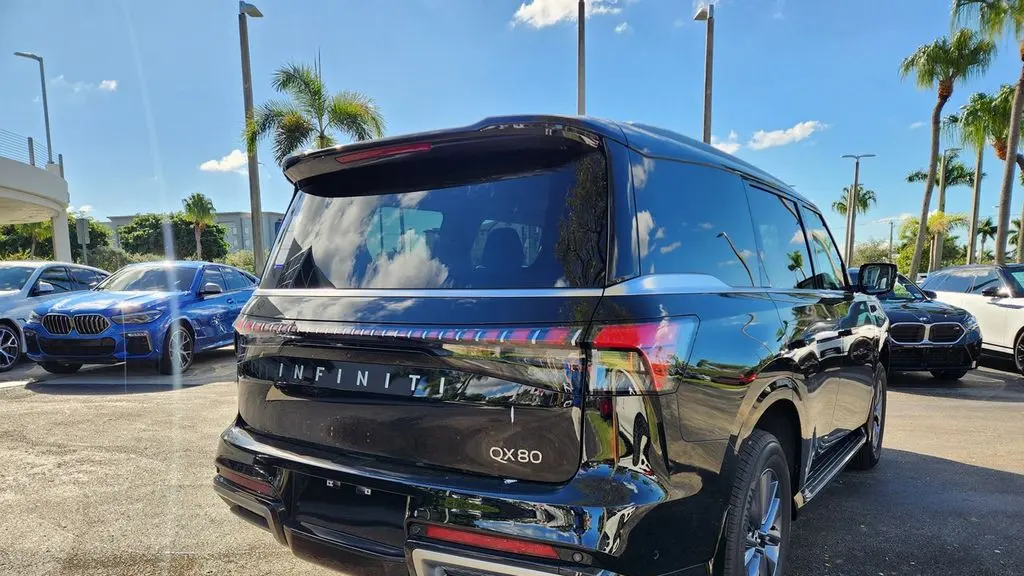 2026 INFINITI QX80 Pure