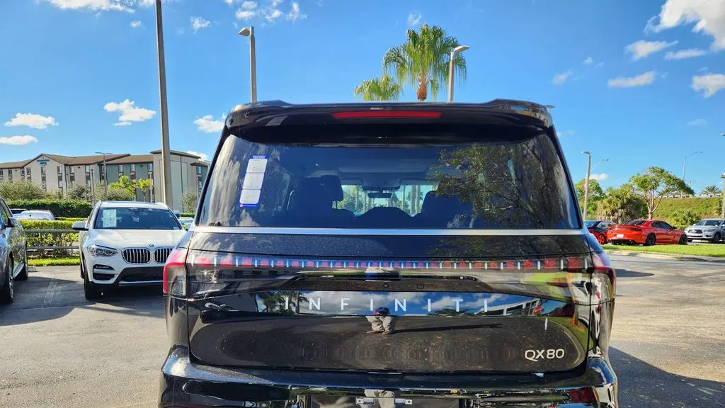 2026 INFINITI QX80 Pure