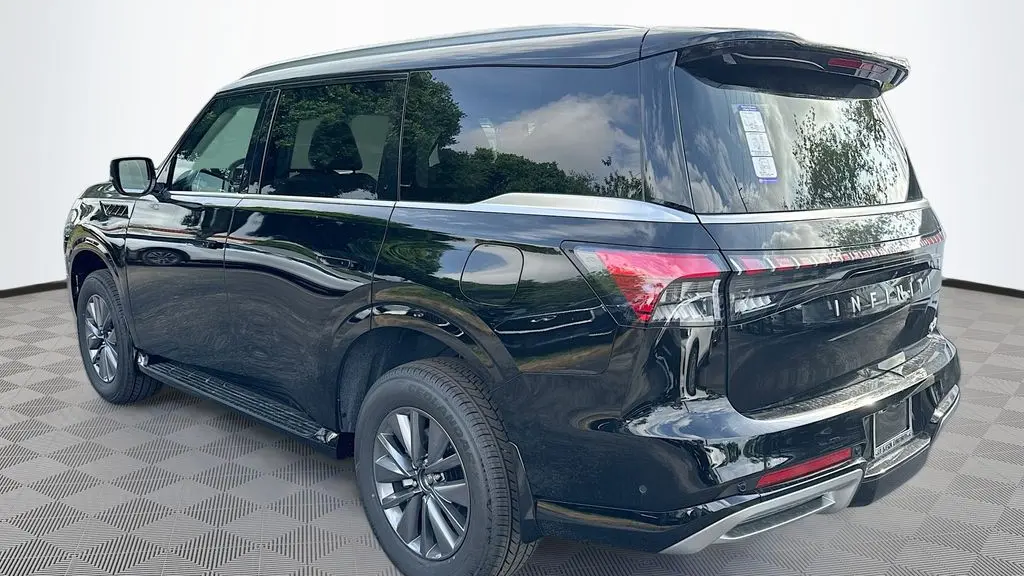 2026 INFINITI QX80 Pure