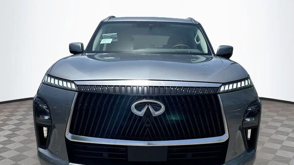 2027 INFINITI QX80 Luxe