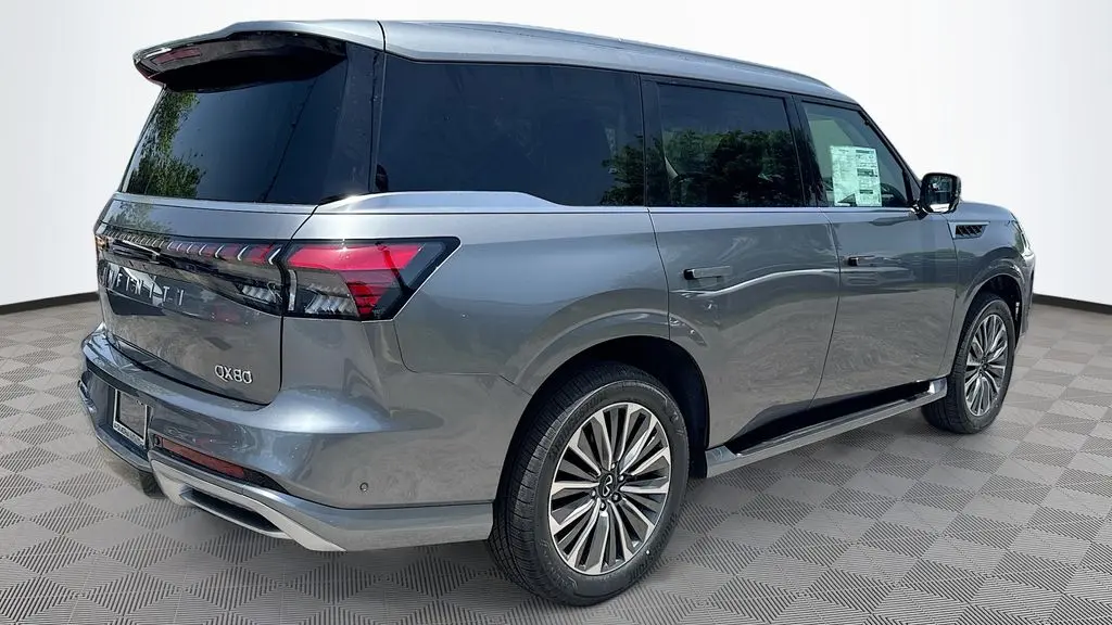 2027 INFINITI QX80 Luxe