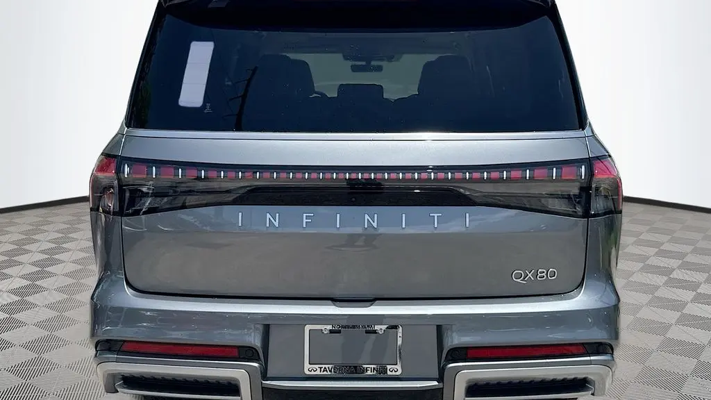 2027 INFINITI QX80 Luxe