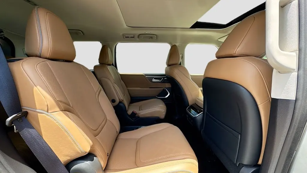2027 INFINITI QX80 Luxe