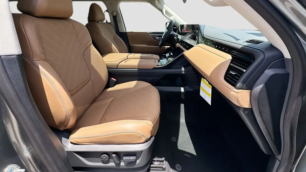 2027 INFINITI QX80 Luxe