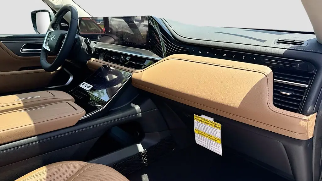 2027 INFINITI QX80 Luxe