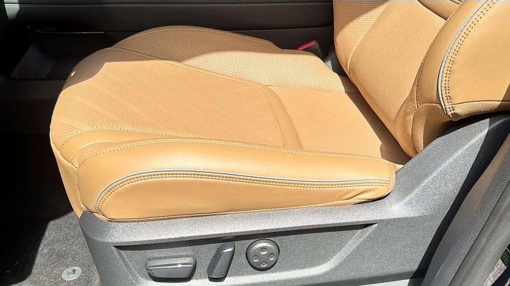 2027 INFINITI QX80 Luxe