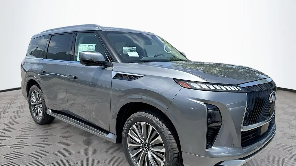 2027 INFINITI QX80 Luxe