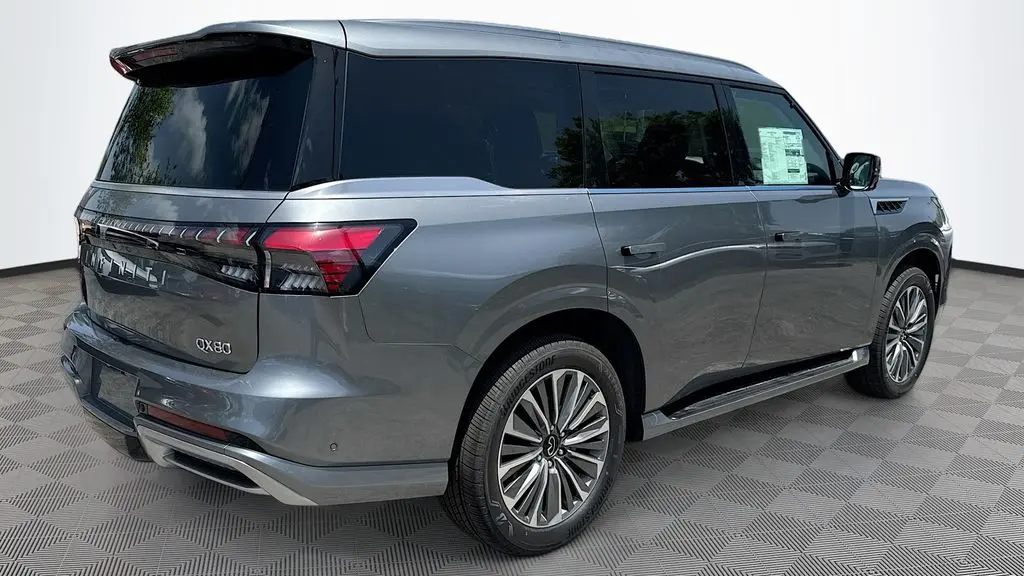 2027 INFINITI QX80 Luxe