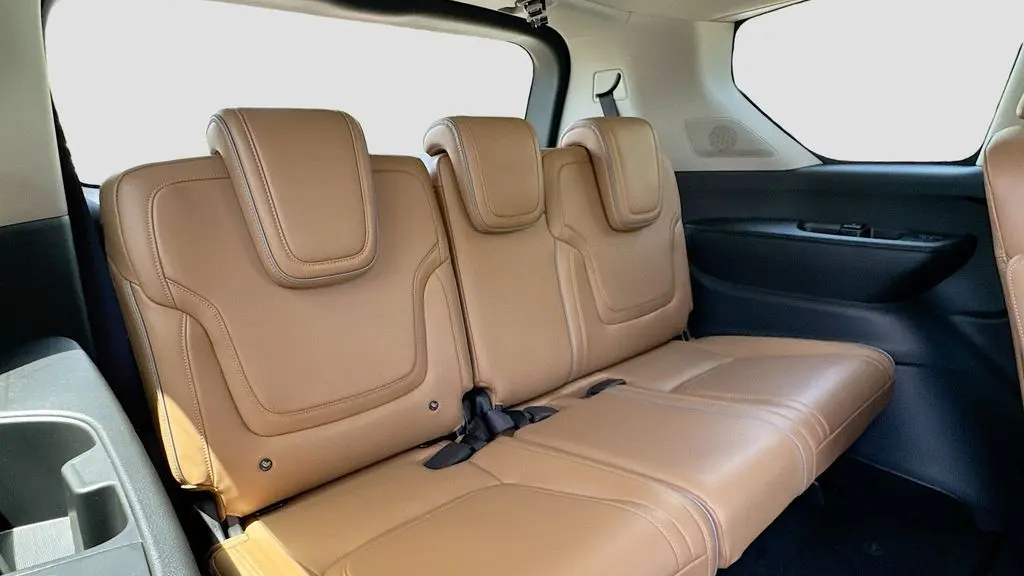 2027 INFINITI QX80 Luxe