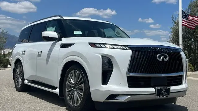 2026 INFINITI QX80 Luxe