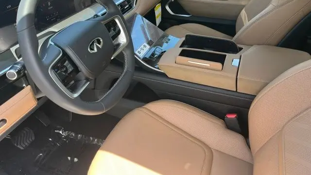 2026 INFINITI QX80 Luxe