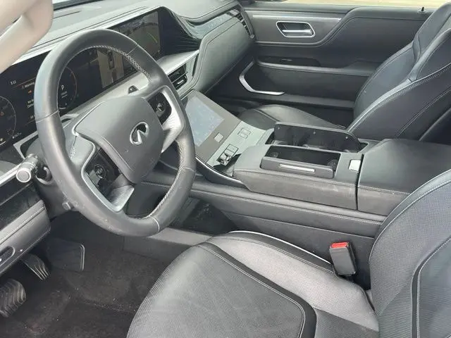 2025 INFINITI QX80 - $61,900