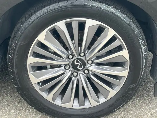 2025 INFINITI QX80 - $61,900