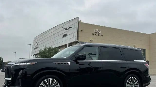 2026 INFINITI QX80 Luxe