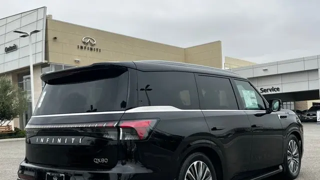 2026 INFINITI QX80 Luxe