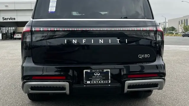 2026 INFINITI QX80 Luxe