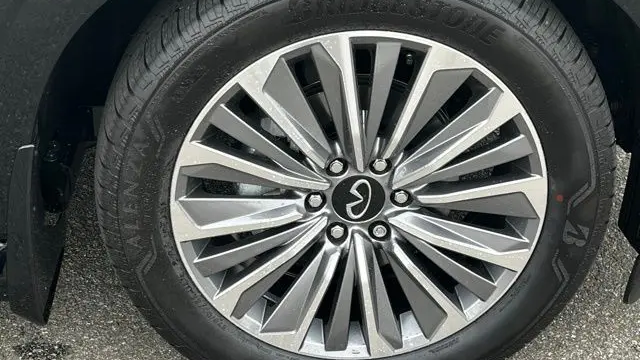 2026 INFINITI QX80 Luxe
