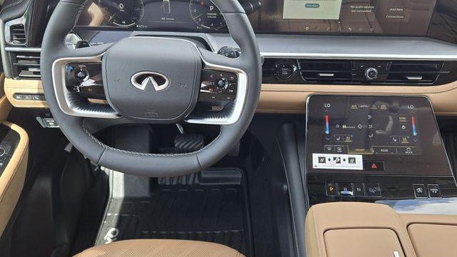 2026 INFINITI QX80 Luxe