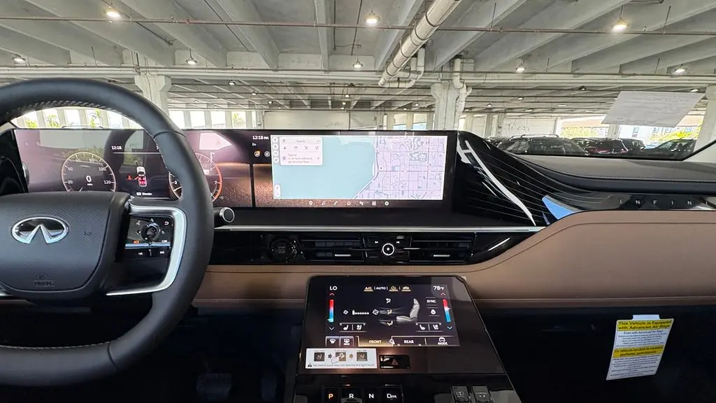 2026 INFINITI QX80 Luxe