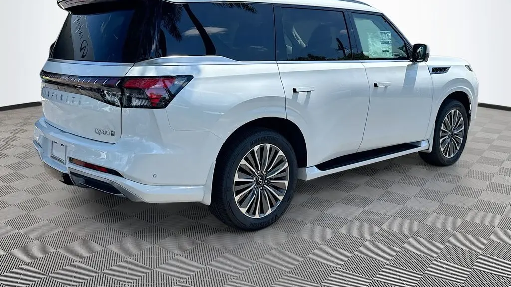 2026 INFINITI QX80 Luxe