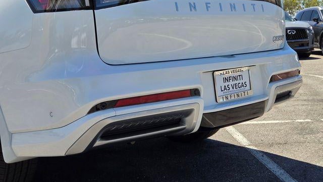 2027 INFINITI QX80 Luxe
