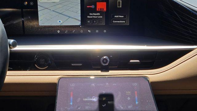 2027 INFINITI QX80 Luxe