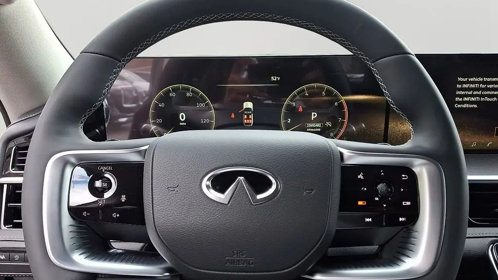 2026 INFINITI QX80 Luxe