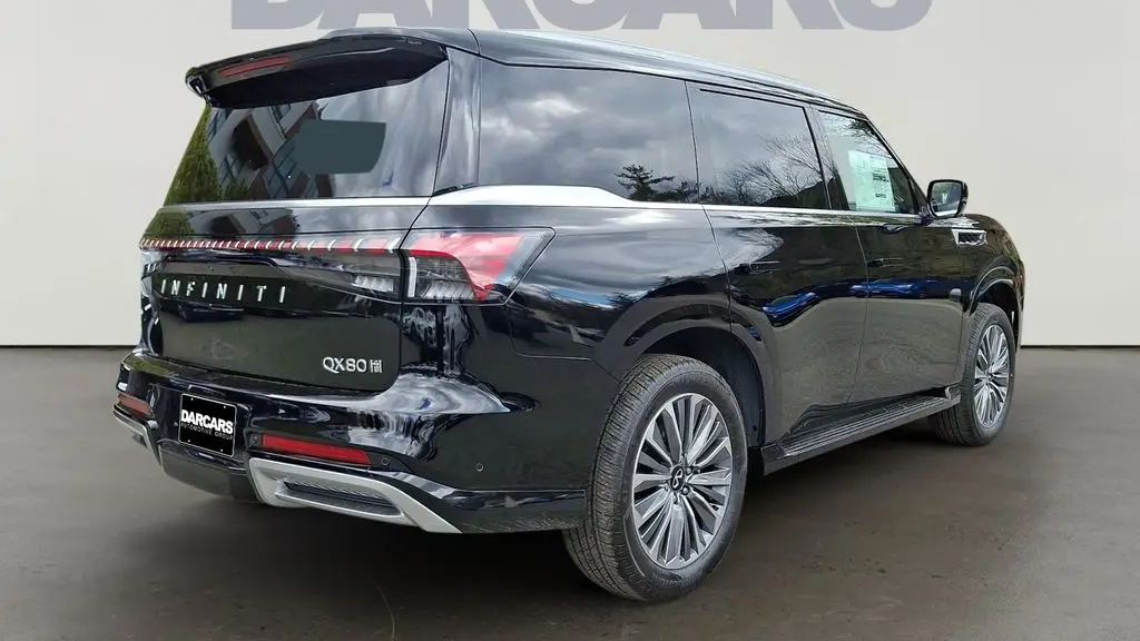 2026 INFINITI QX80 Luxe