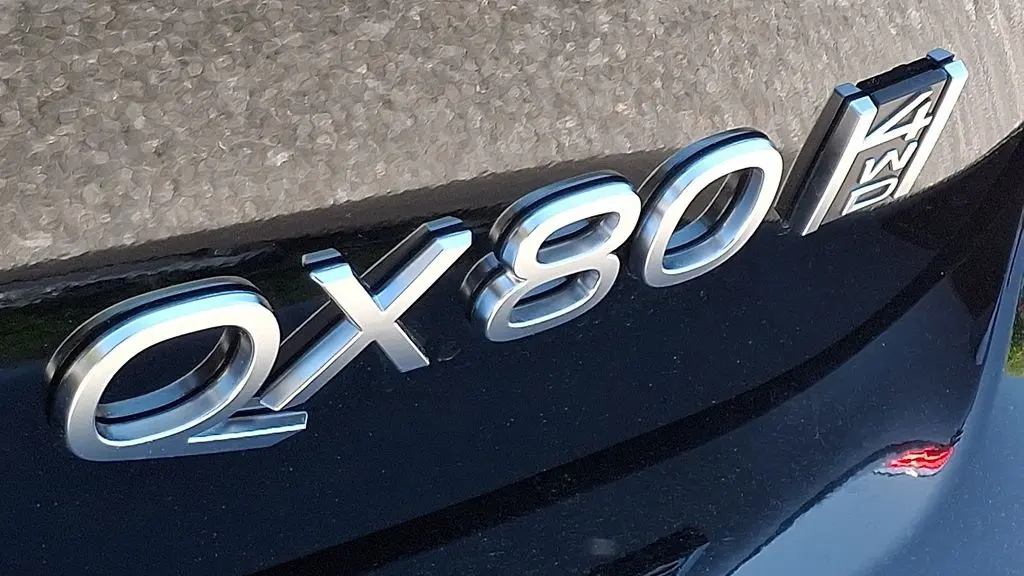 2026 INFINITI QX80 Luxe