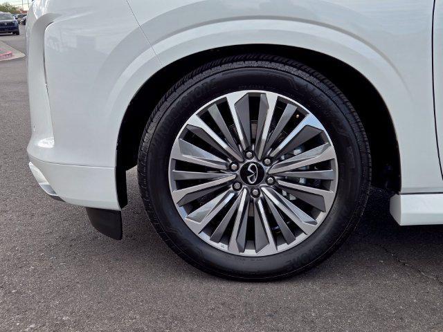 2026 INFINITI QX80 - $70,792